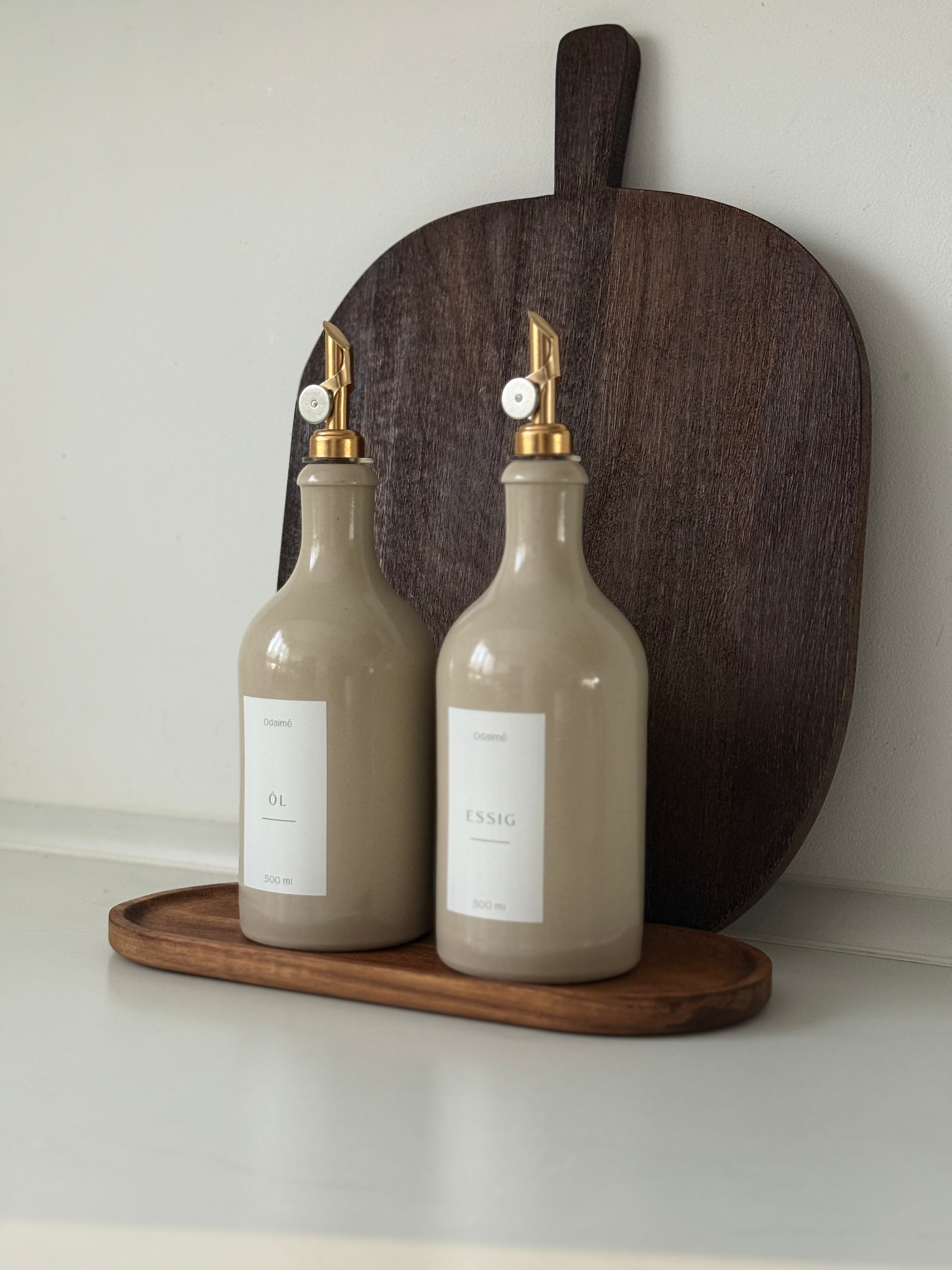 Essig- und Ölspender - beige Keramik. Mit automatisch öffnendem Ausgießer