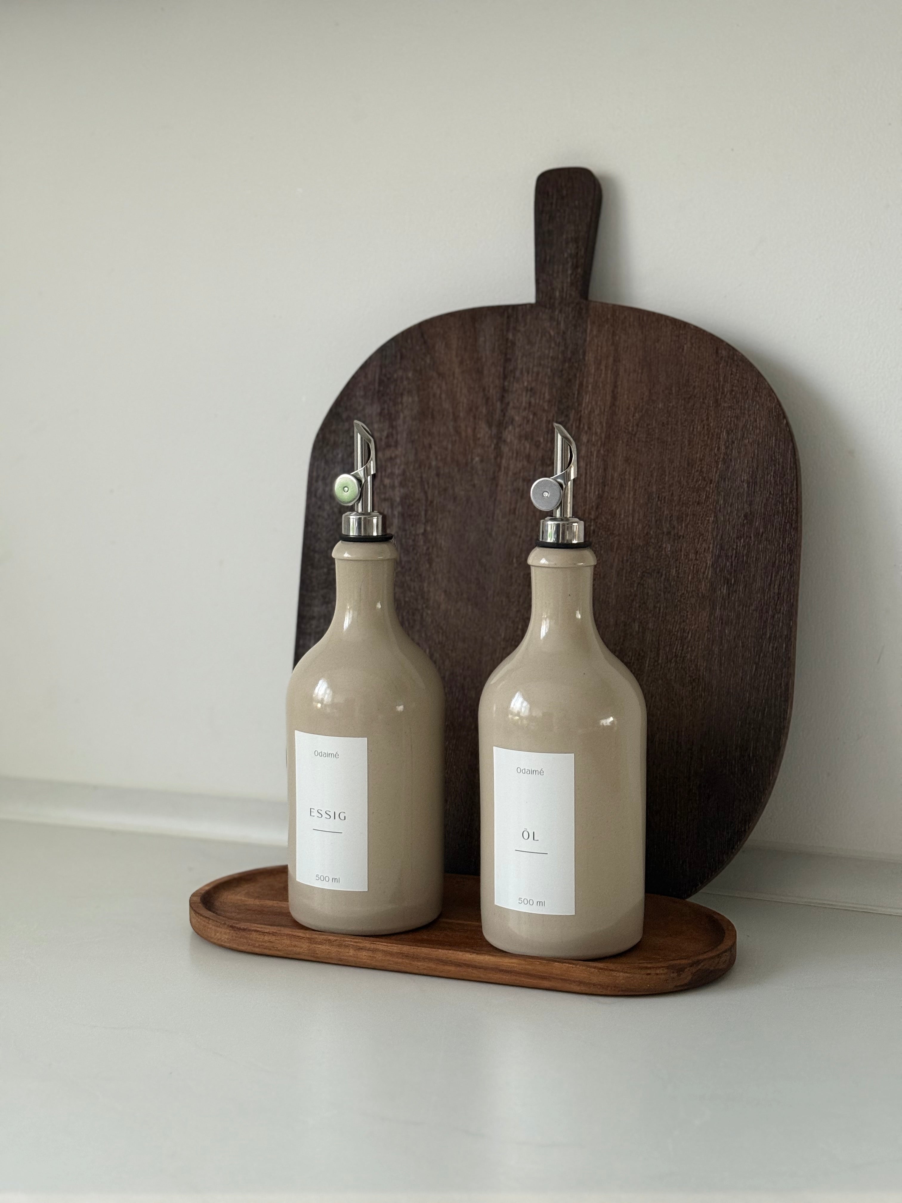 Essig- und Ölspender - beige Keramik. Mit automatisch öffnendem Ausgießer