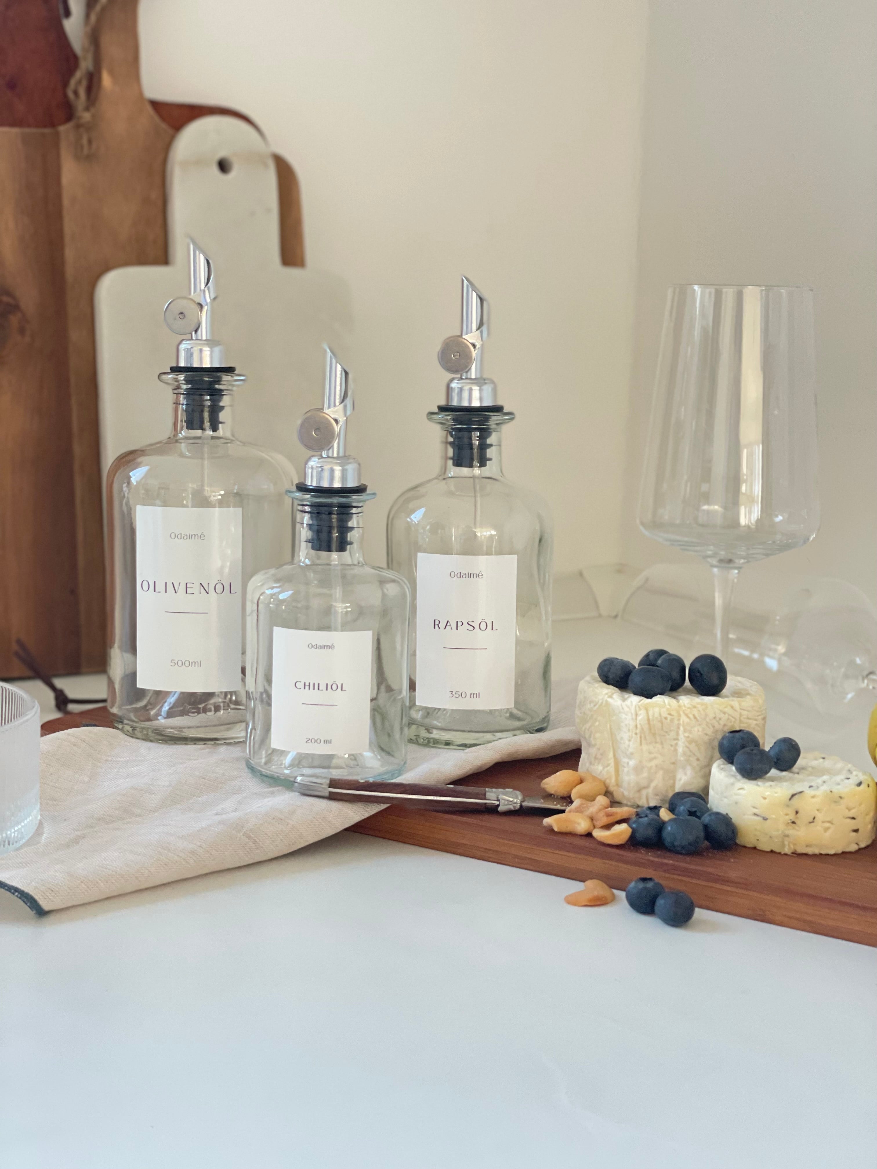 MOREA - 350ml Essig- und Ölspender aus Glas mit außergewöhlichem Ausgießer in 6 Farben