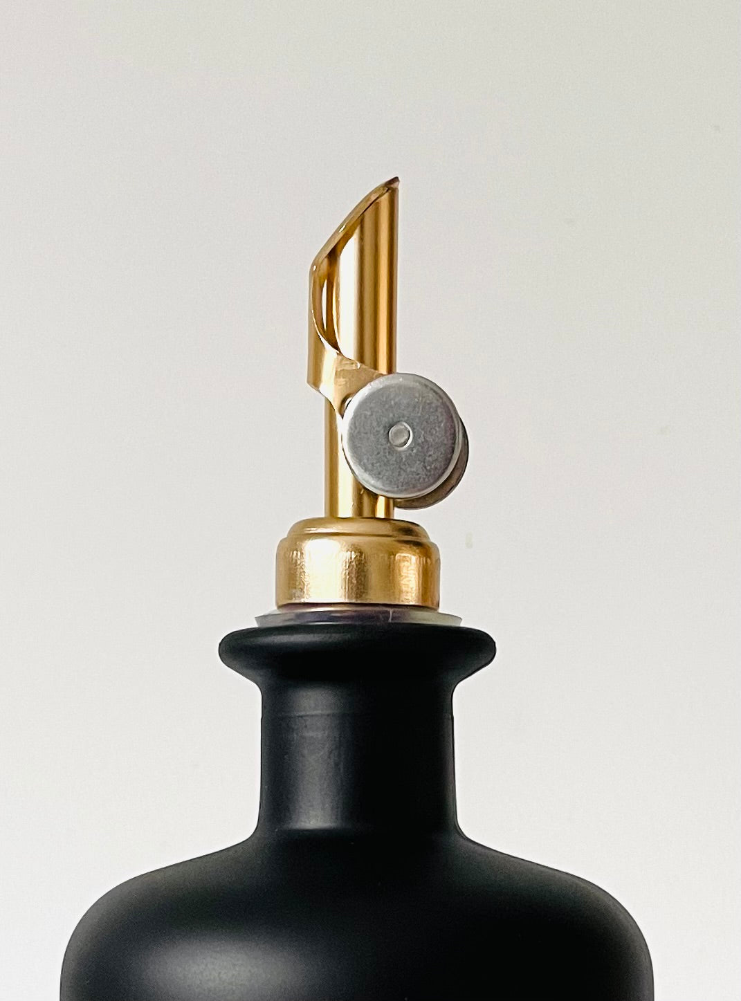 LOREYA - 500ml Essig- und Ölspender in schwarz-matt